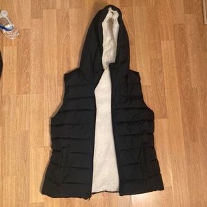 Hollister Puffer Vest